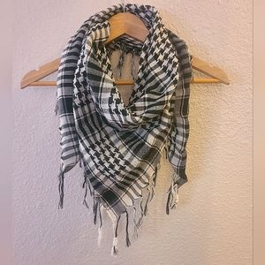 Black and White Scarf